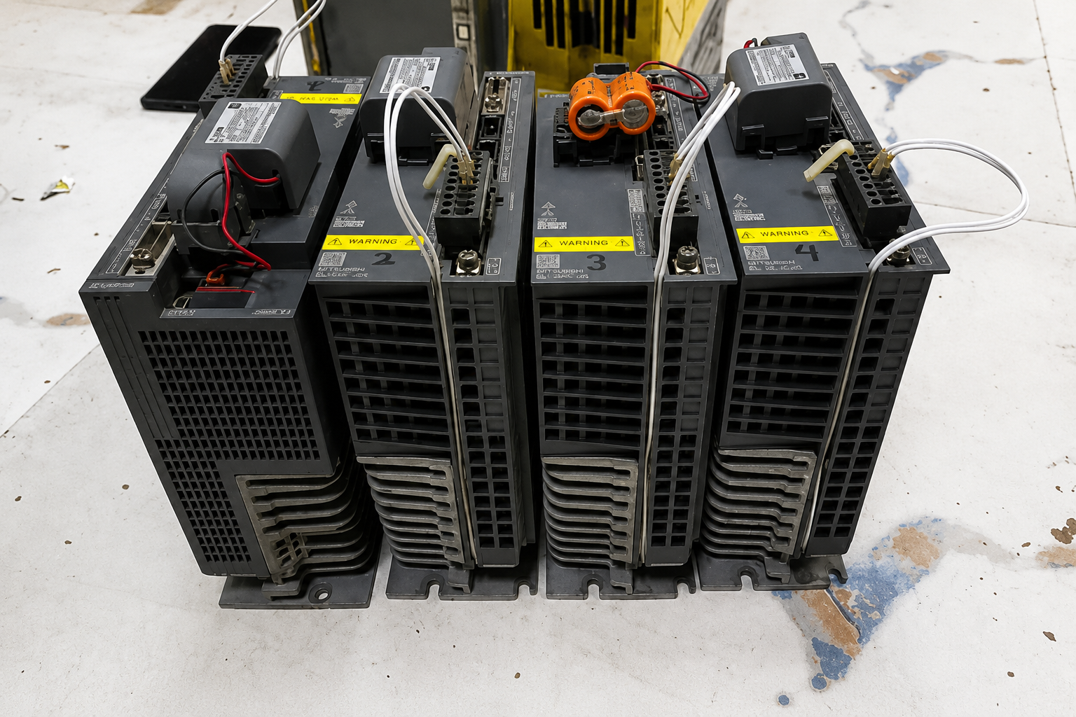 MR-JE-100B Mitsubishi Servo Drive